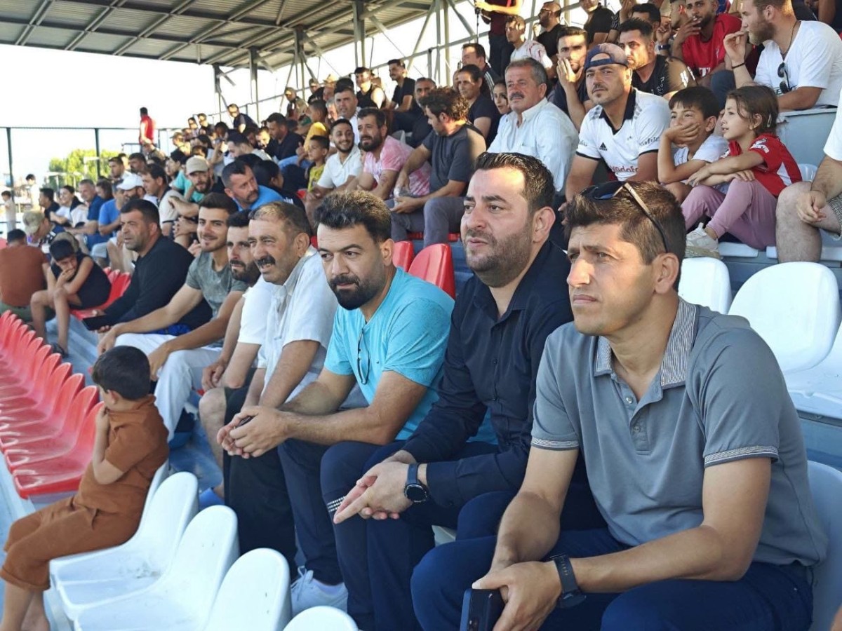 SAMANDAĞ BELEDİYESİ GELENEKSEL MAHALLELER ARASI FUTBOL TURNUVASI BAŞLADI